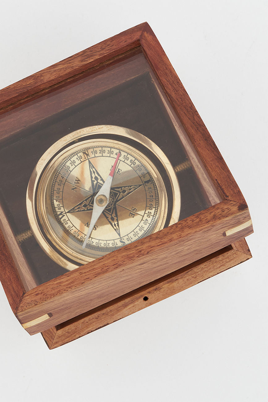 Navigation Compass in a Glass and Wooden Presentation Box Nautical Office Decoration Batela Giftware