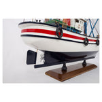 Small Fishing Boat - Model Boat by Batela